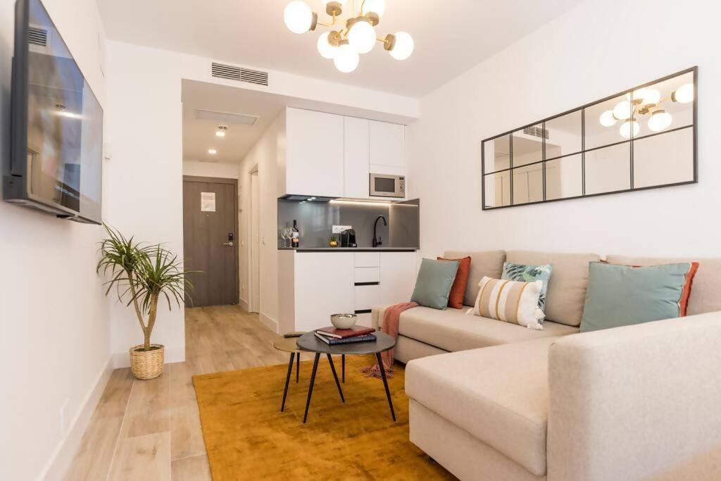 New Apt In The Heart Of Мадрид Екстериор снимка