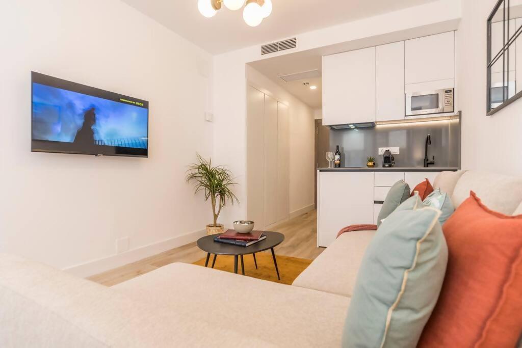 New Apt In The Heart Of Мадрид Екстериор снимка