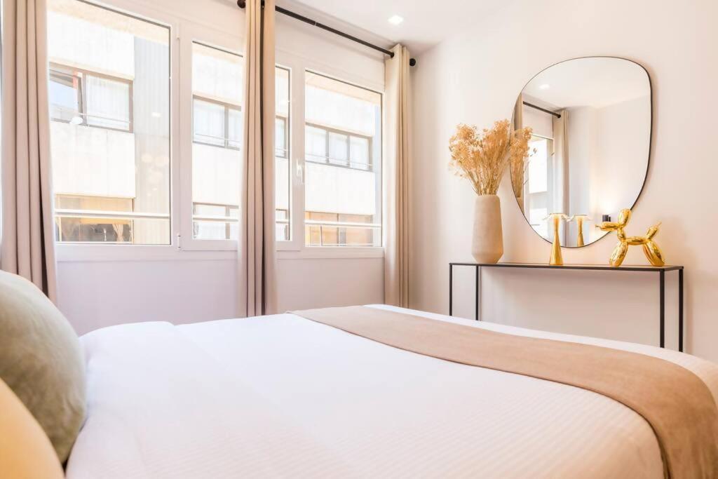 New Apt In The Heart Of Мадрид Екстериор снимка