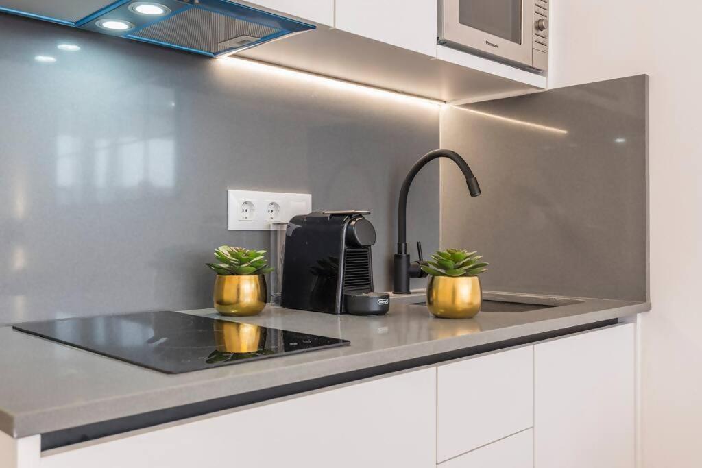New Apt In The Heart Of Мадрид Екстериор снимка